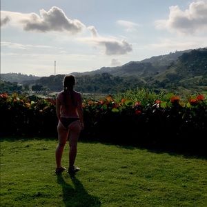 Meet your Posher, Brittney